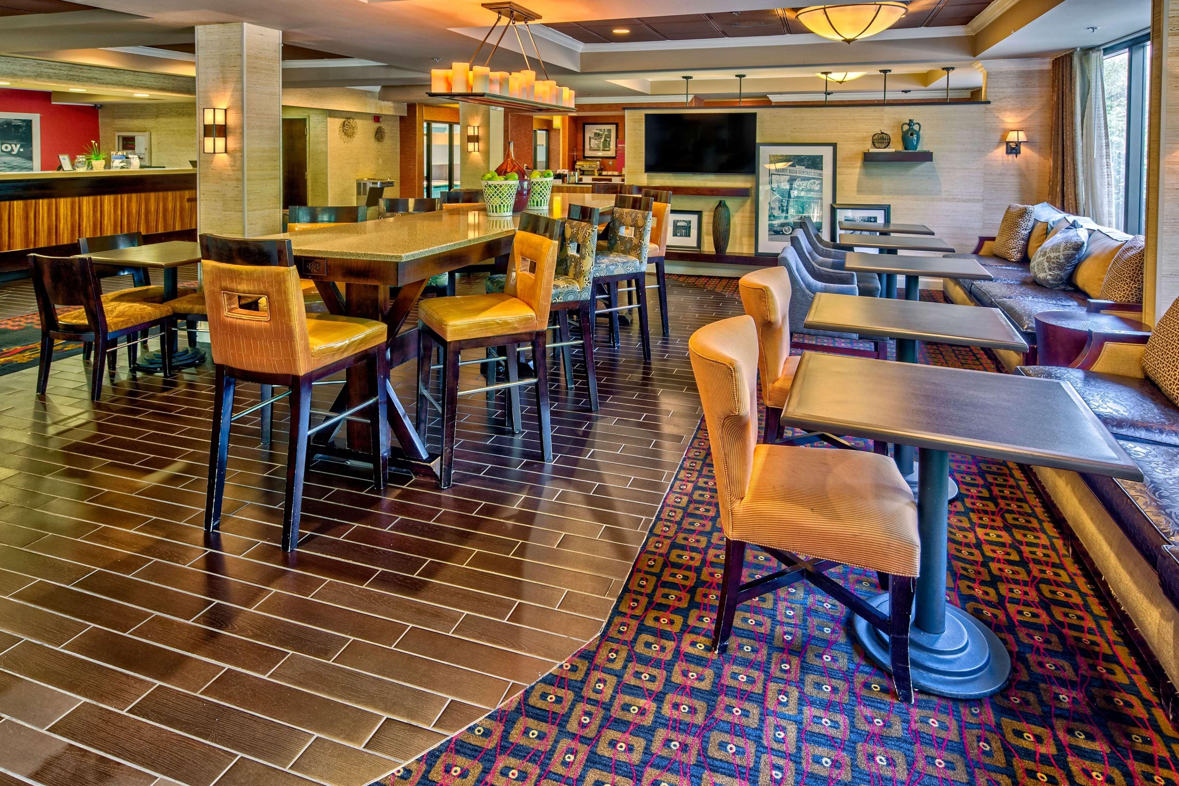 Hampton Inn Atlanta-Peachtree Corners/Norcross Bagian luar foto